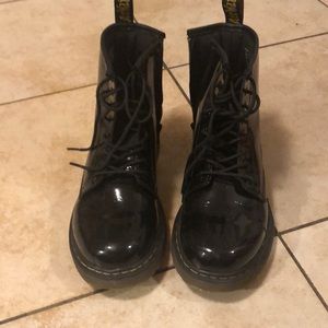 Dr. Martens “Delaney”